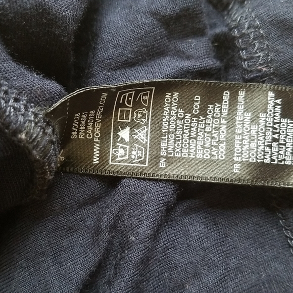 (M) Forever 21 Navy Blue Beaded Accent On Shoulder Ruched Dress 100% Rayon Shell - Picture 3 of 8